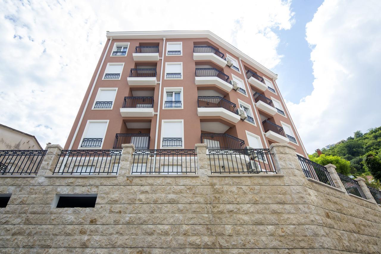 Chiron Apartments Budva Exterior foto